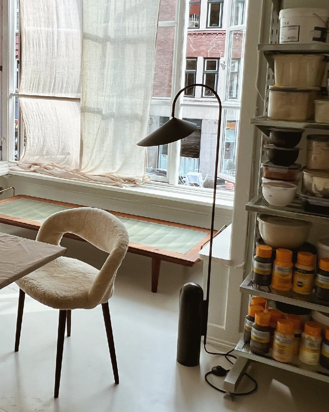 Beevira Arc Floor Lamp