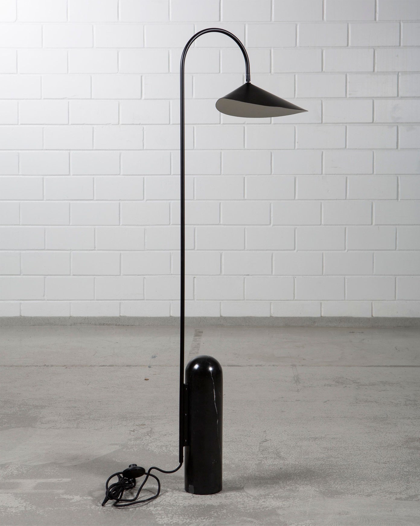 Beevira Arc Floor Lamp