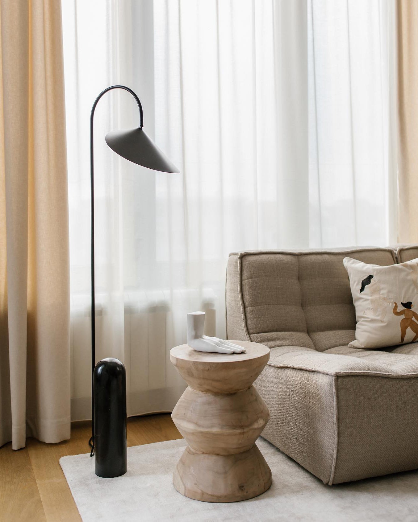 Beevira Arc Floor Lamp
