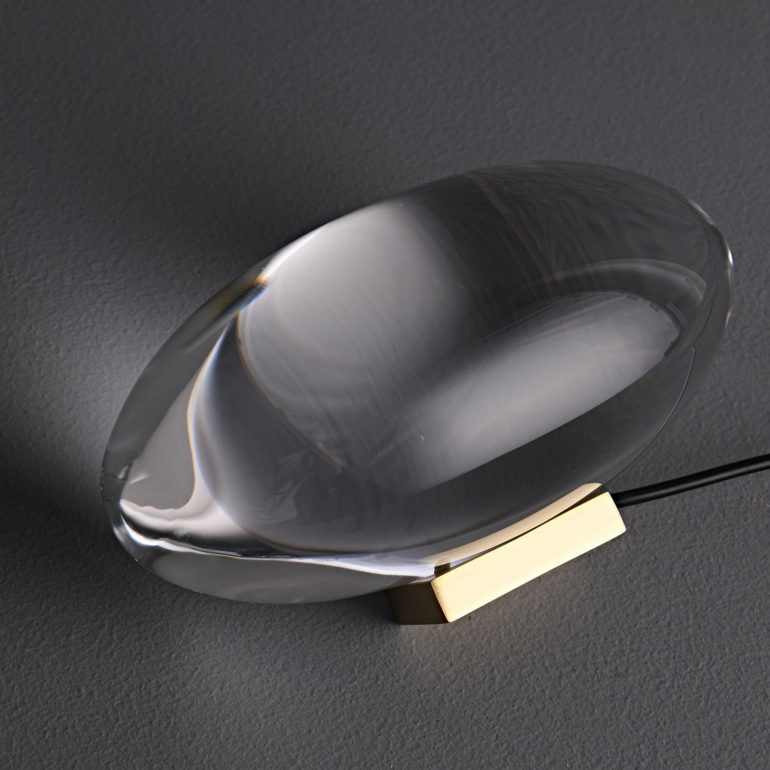 Lizzan Table Lamp