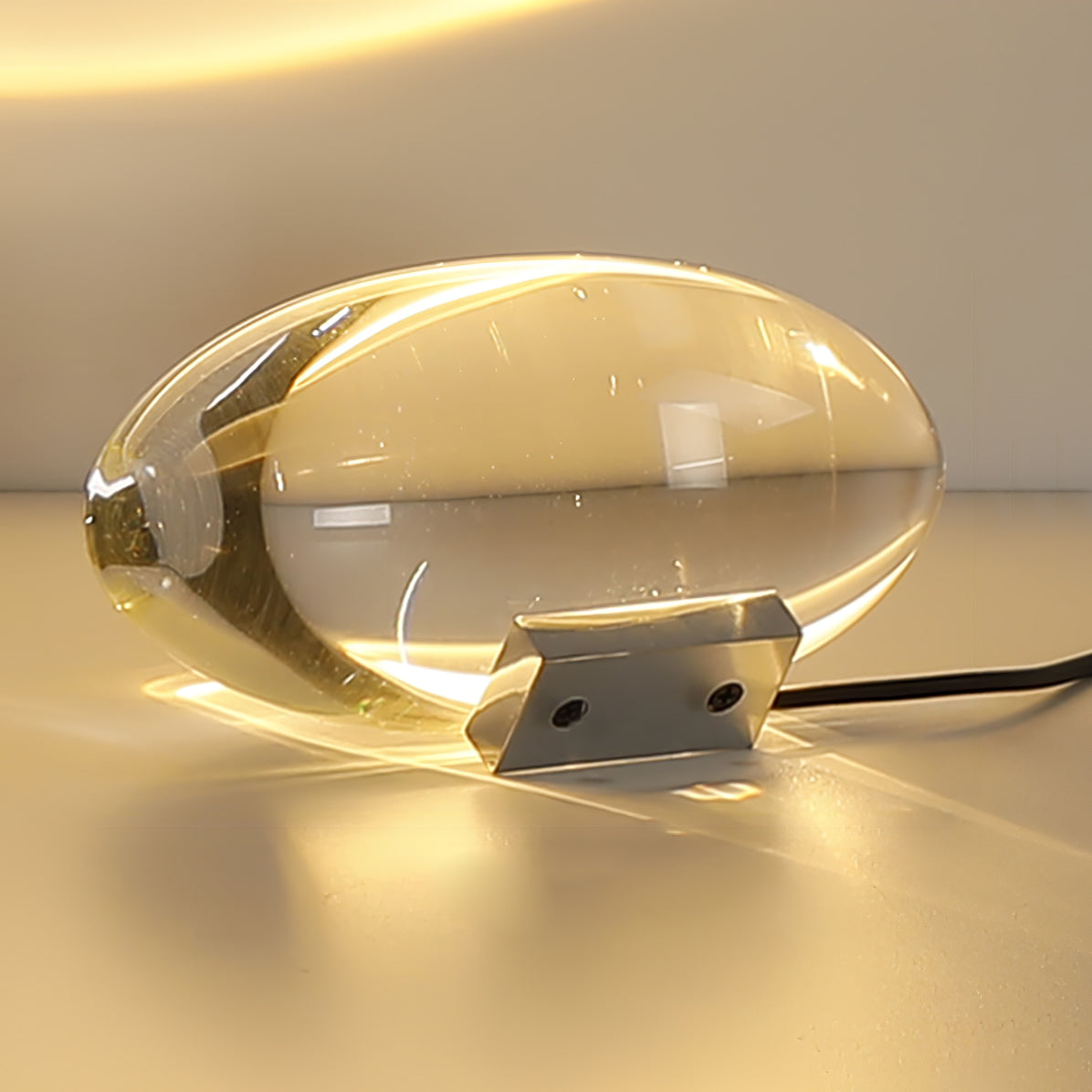 Lizzan Table Lamp