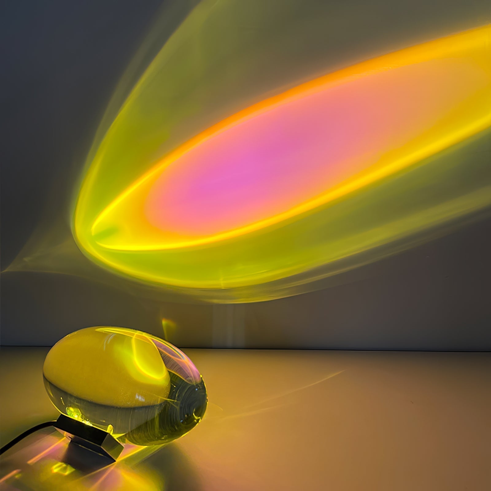 Lizzan Table Lamp