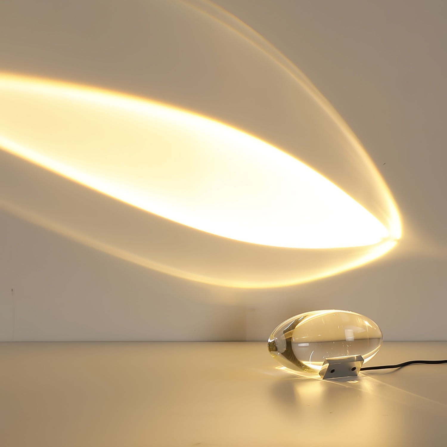 Lizzan Table Lamp