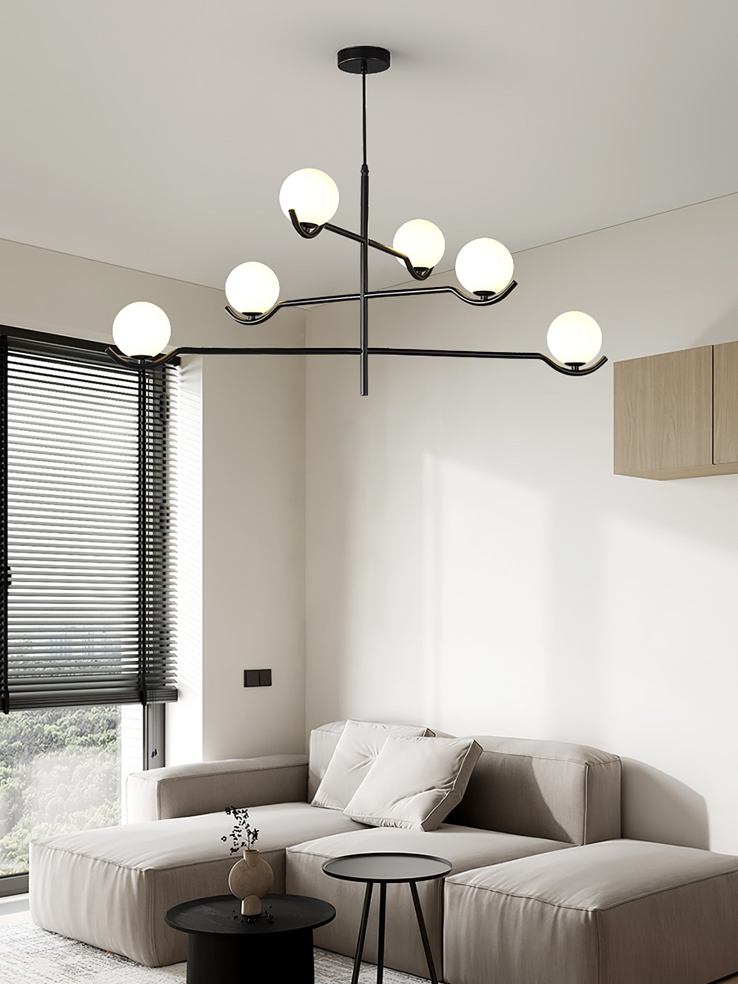 Avaleo Globe Pendant Light