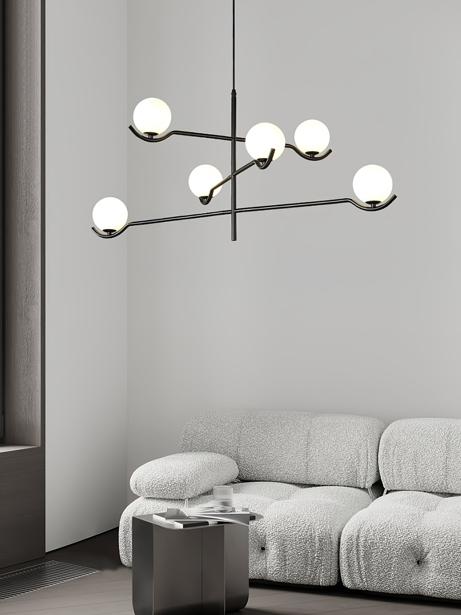 Avaleo Globe Pendant Light