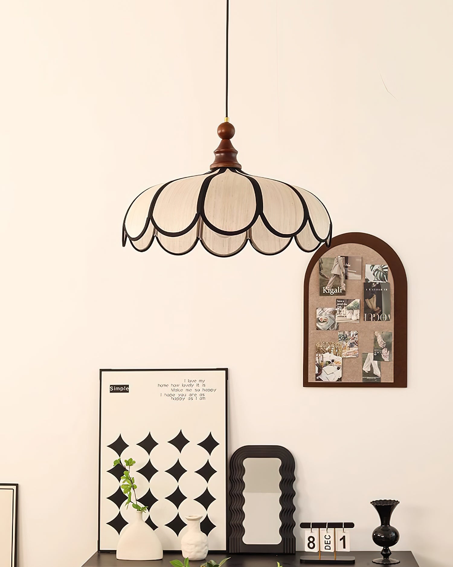 Melaona Scalloped Pendant Light