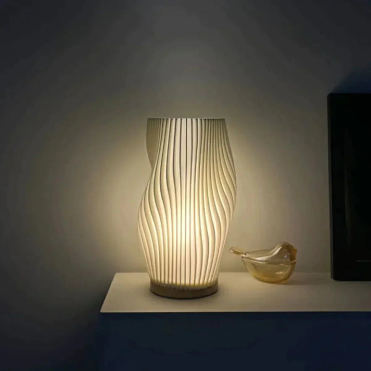 Ribbed Wave Table Lamp