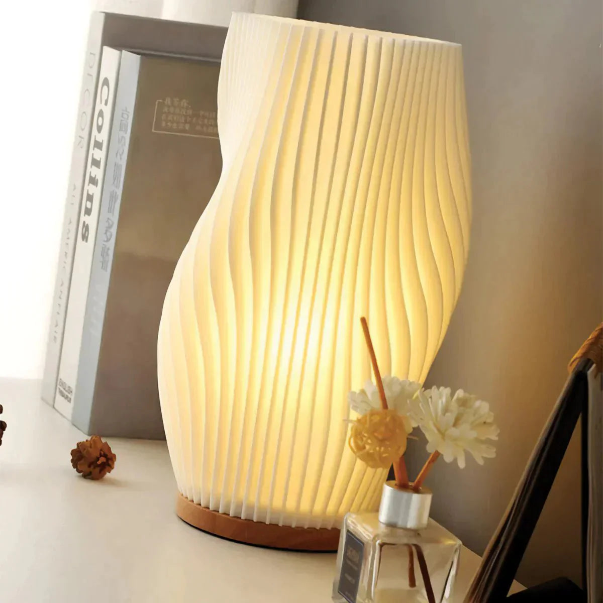 Ribbed Wave Table Lamp
