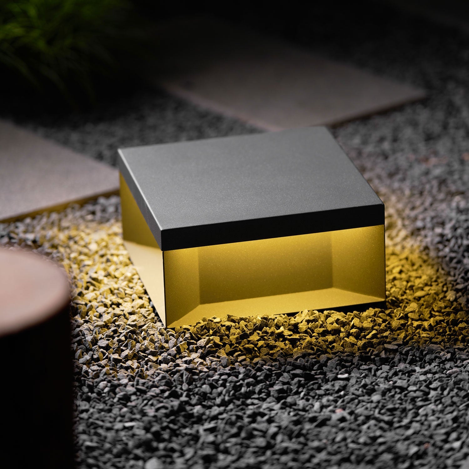 Nolian Outdoor Post Light