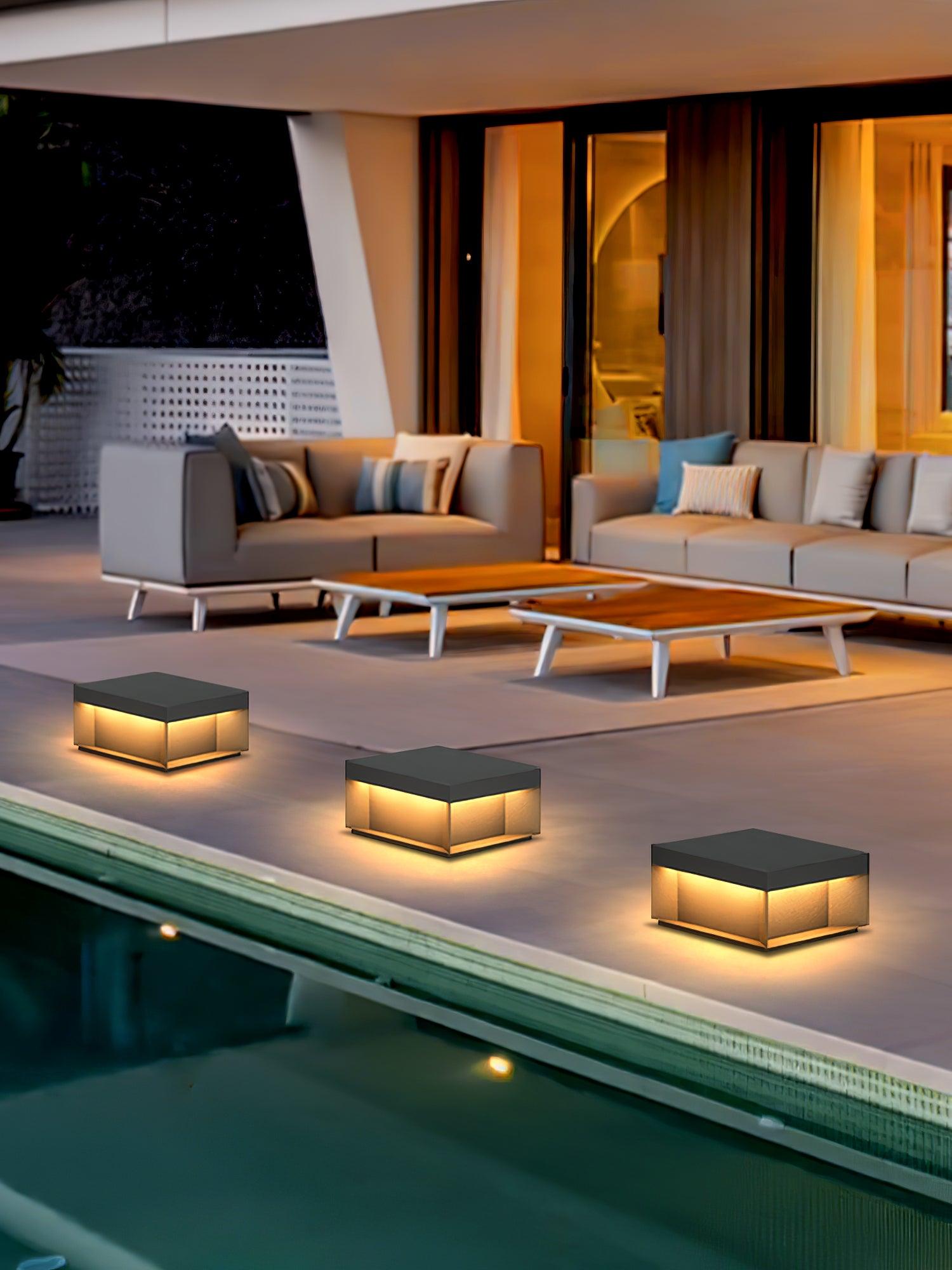 Nolian Outdoor Post Light