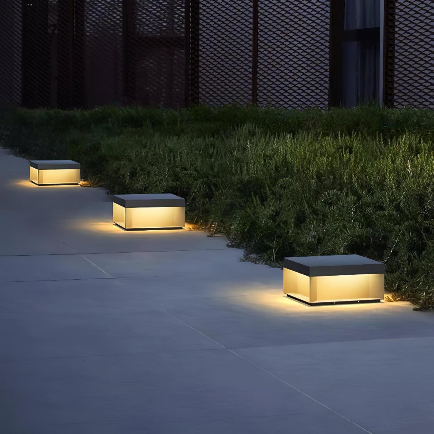 Nolian Outdoor Post Light