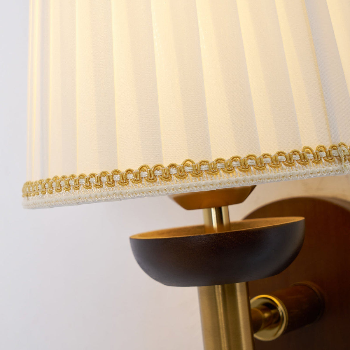 Pezen Vintage Wall Light