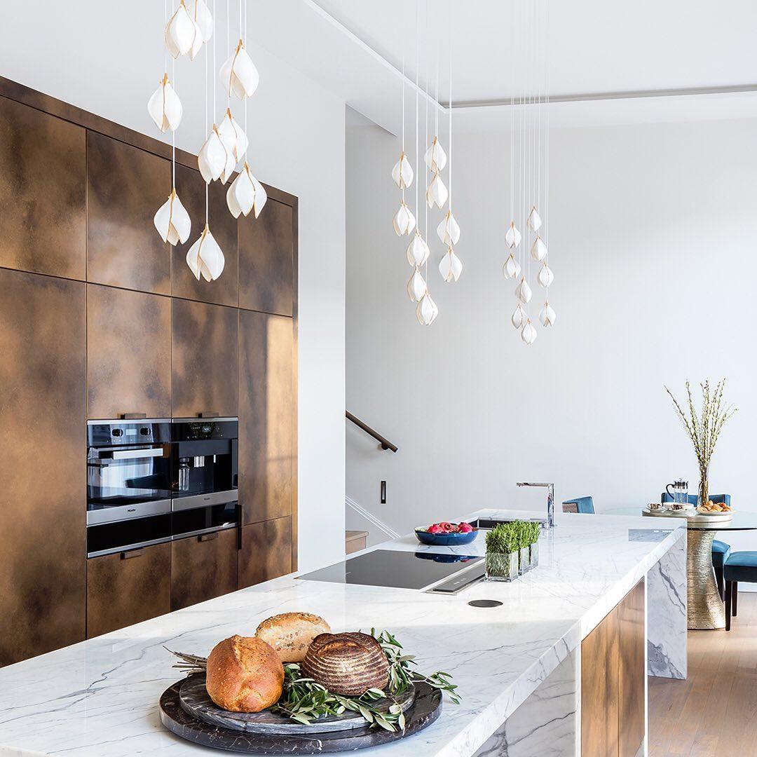 Lifiran Floral Pendant Light