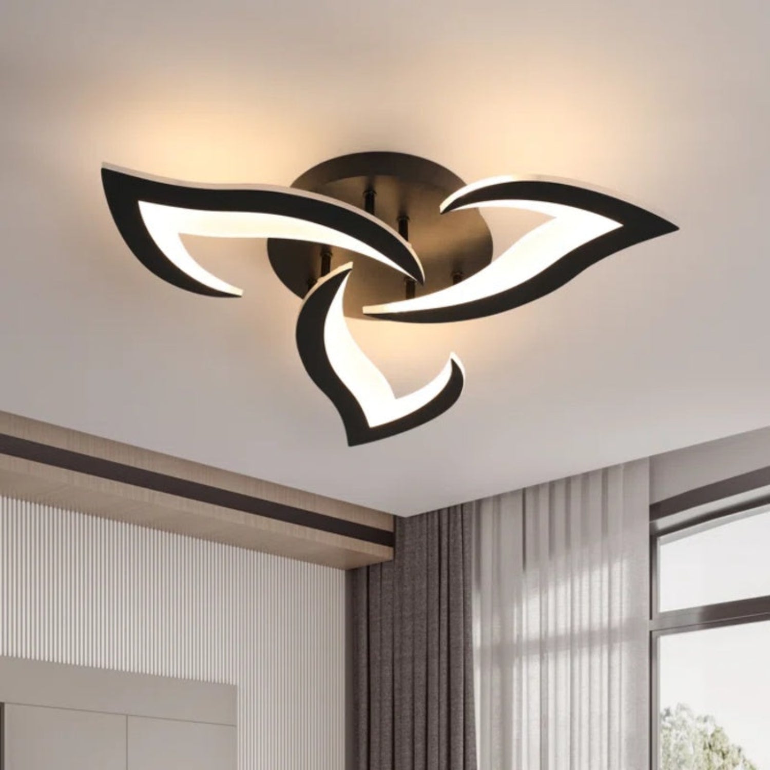 Lomesca Flower Ceiling Light