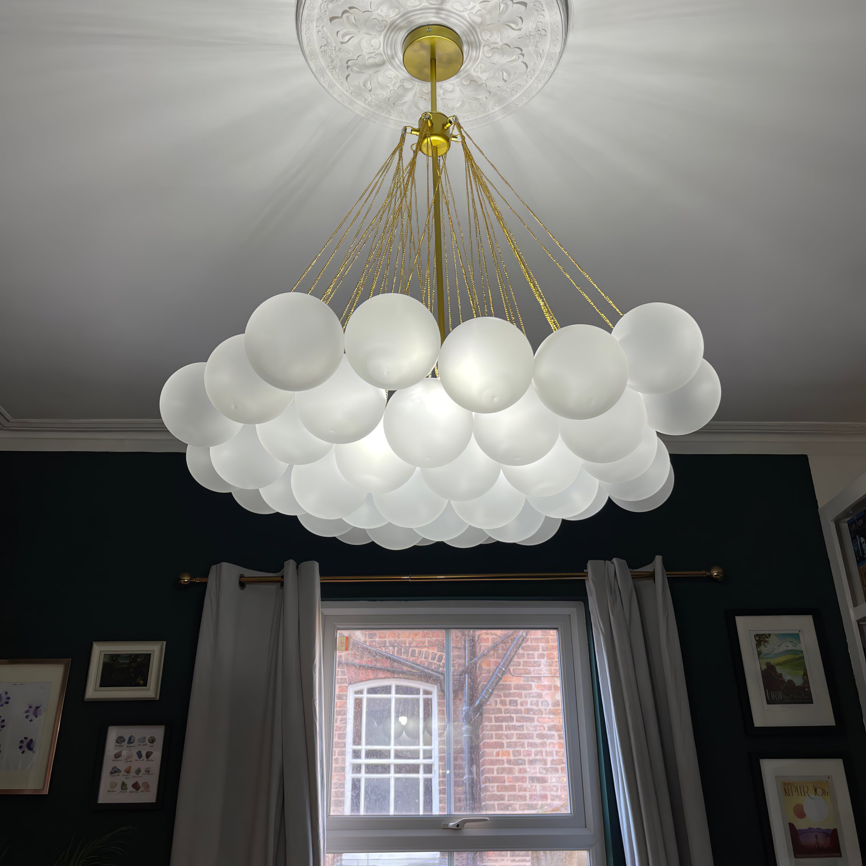 Aloralo Globe Chandelier