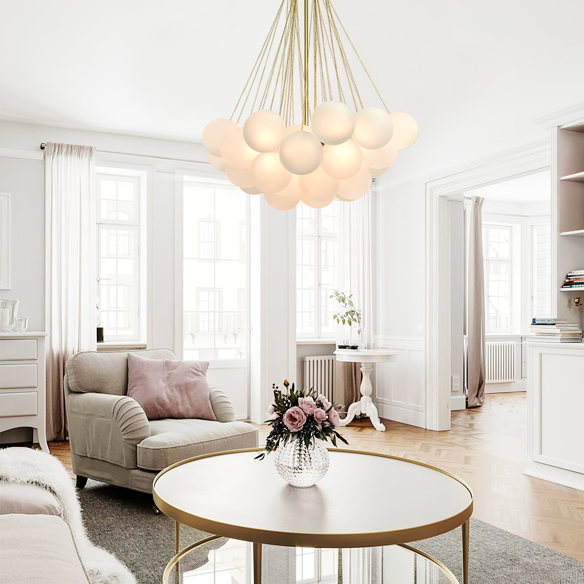 Aloralo Globe Chandelier