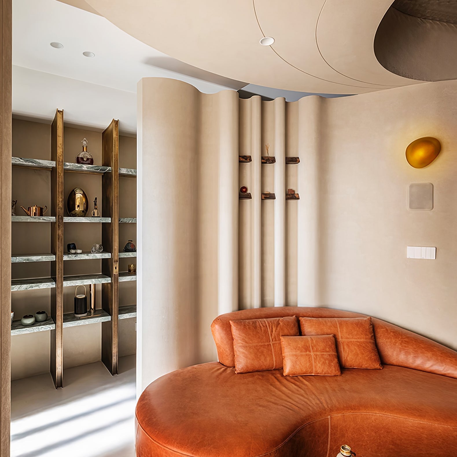 Marvro Wall Light