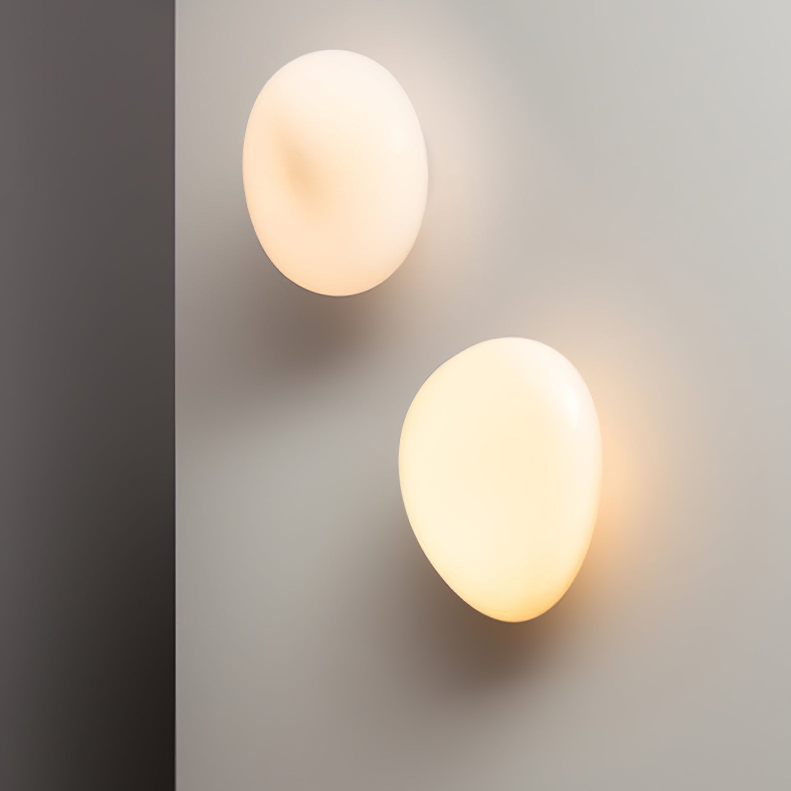 Marvro Wall Light