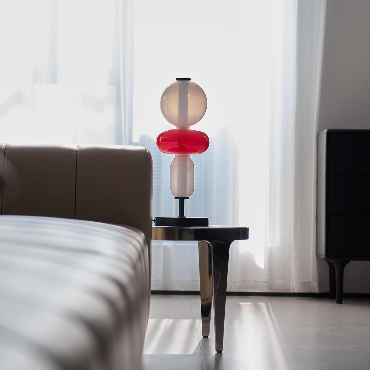 Borivon Sculptural Table Lamp