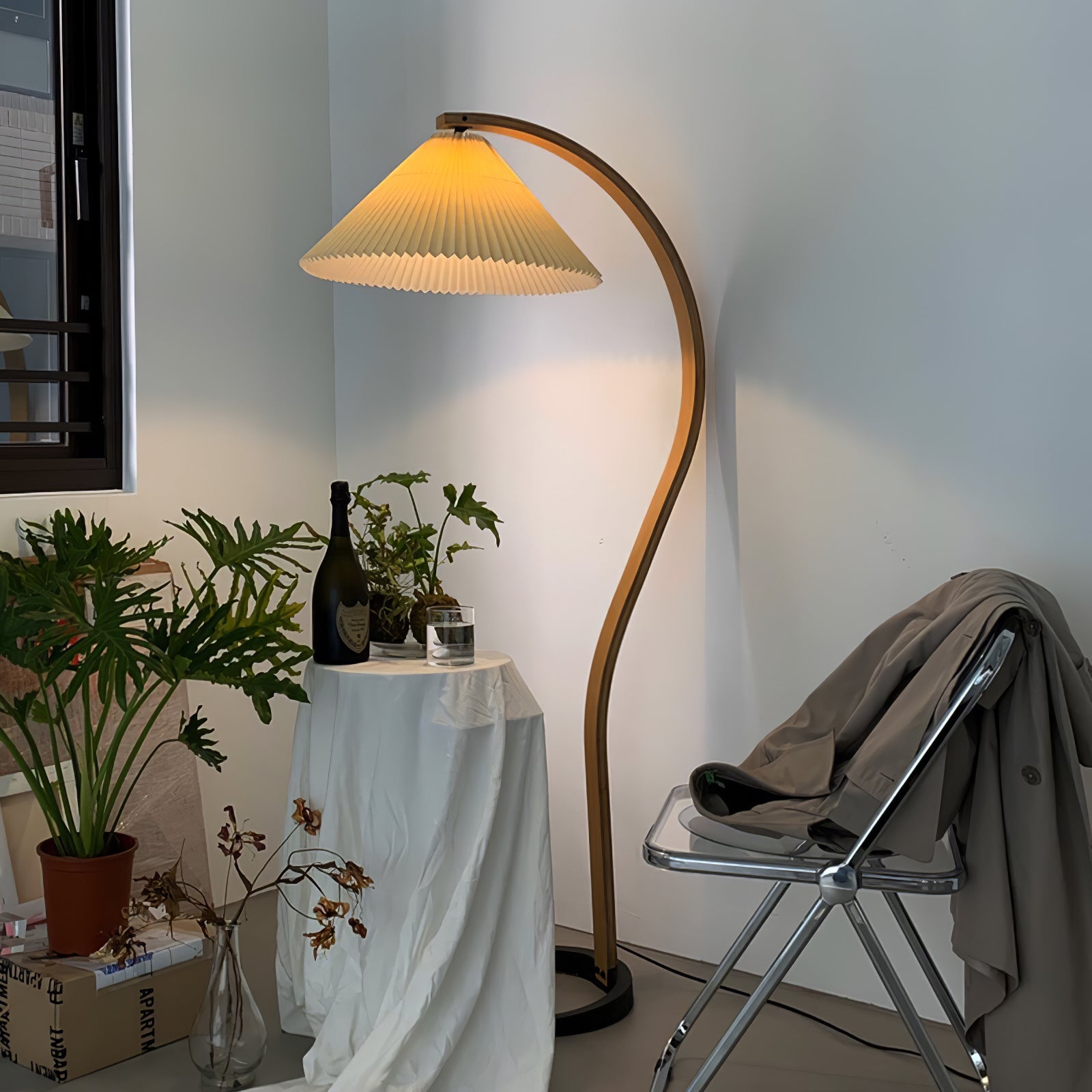 Alella Sculptural Floor Lamp