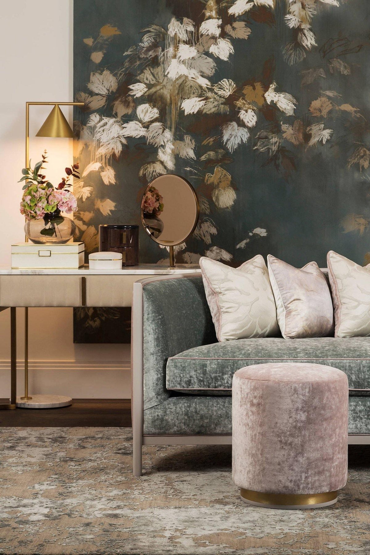 Resova Cone Floor Lamp