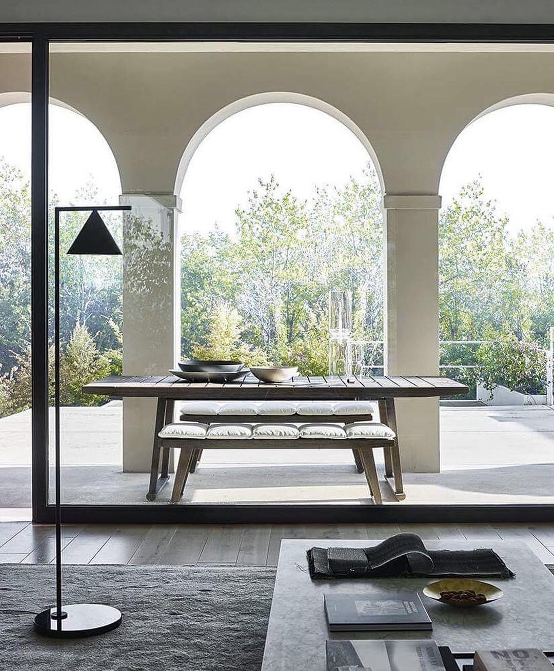 Resova Cone Floor Lamp