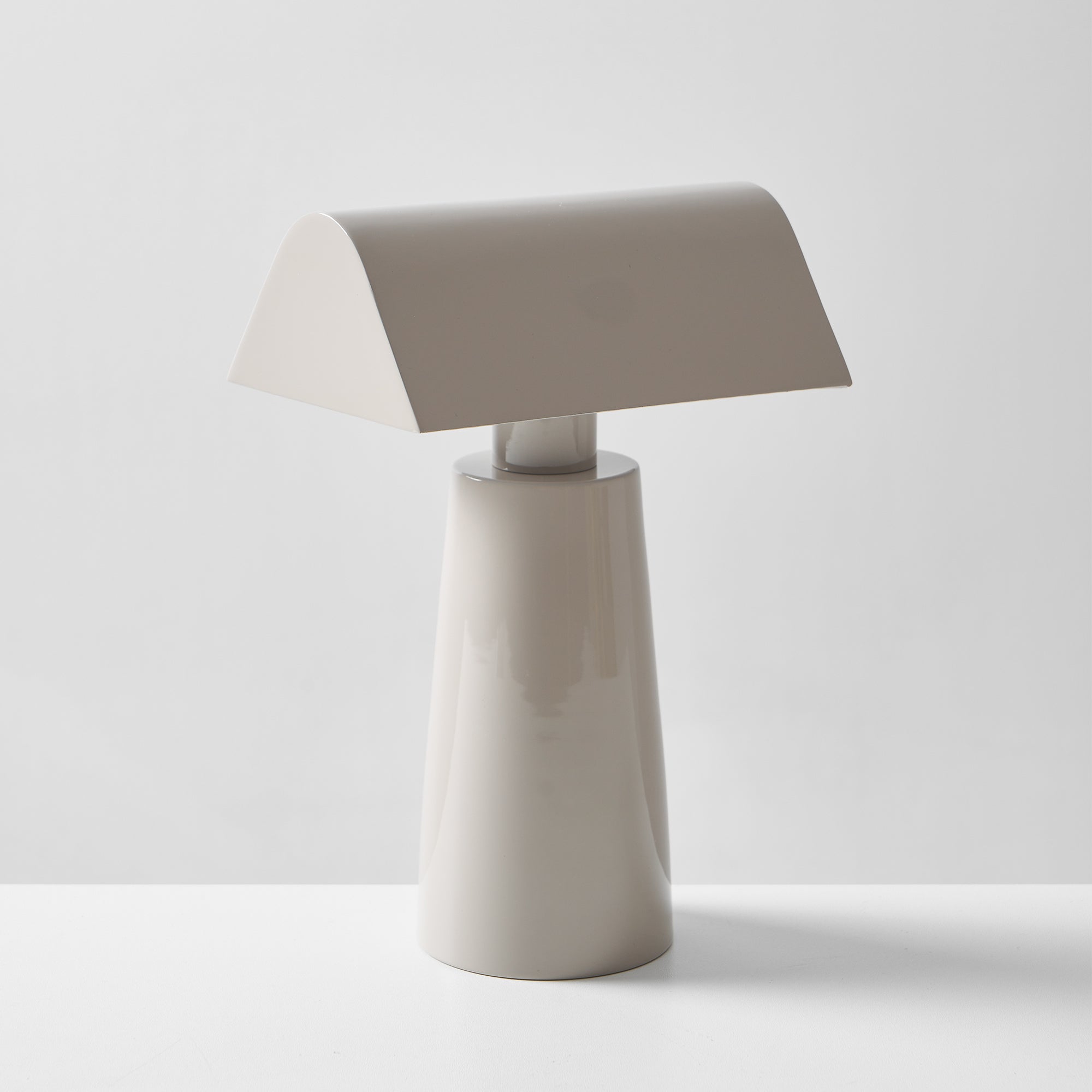 Abento Table Lamp