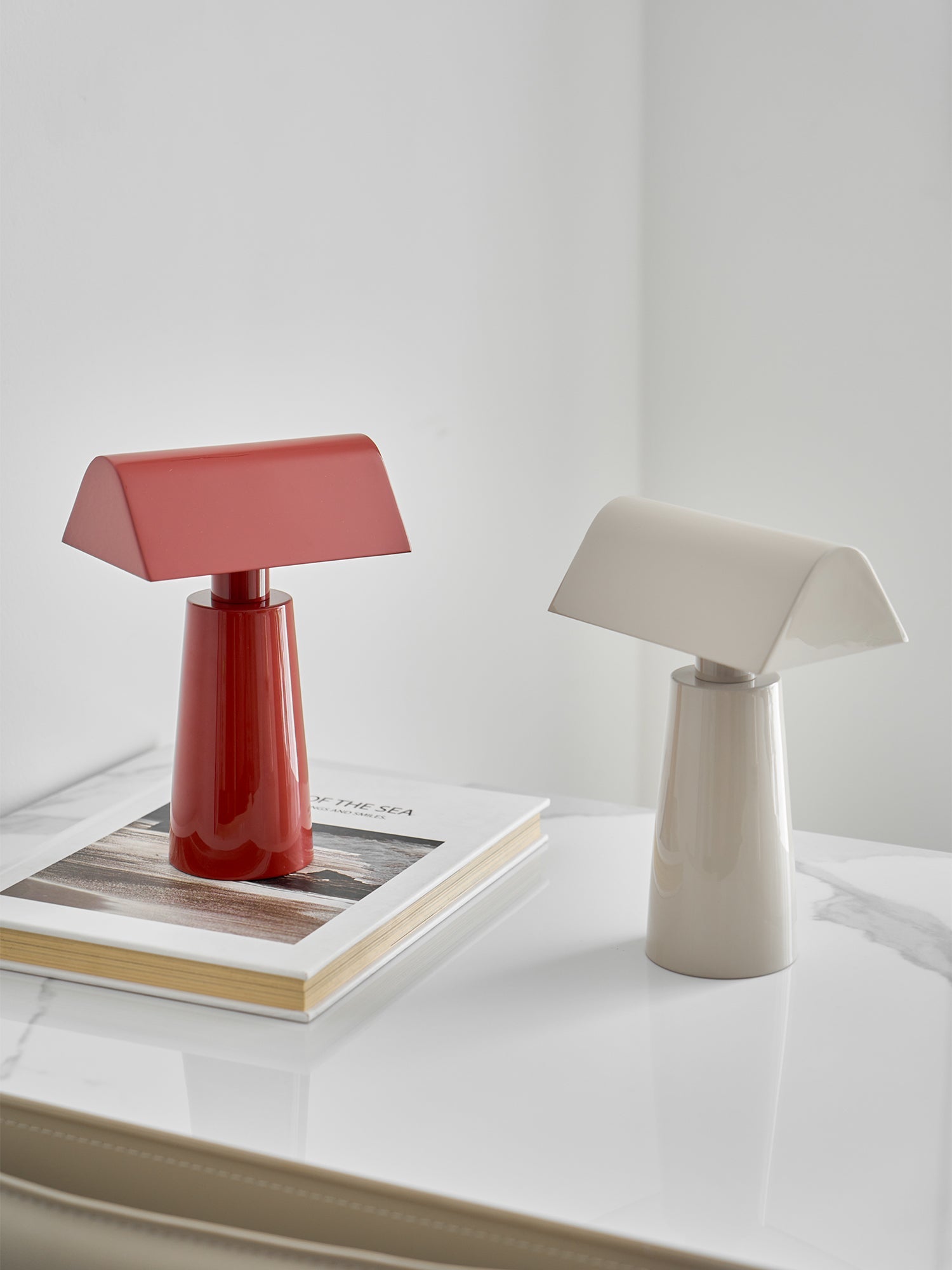 Abento Table Lamp