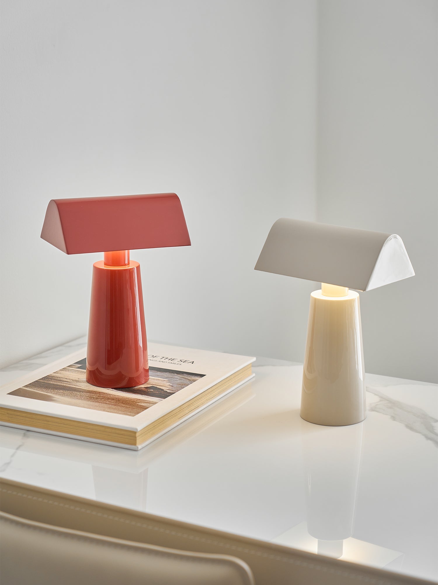 Abento Table Lamp