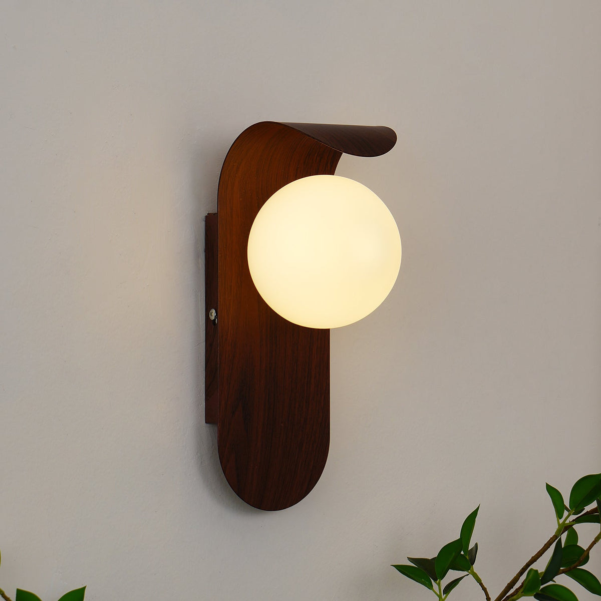 Bumer Outdoor Wall Light