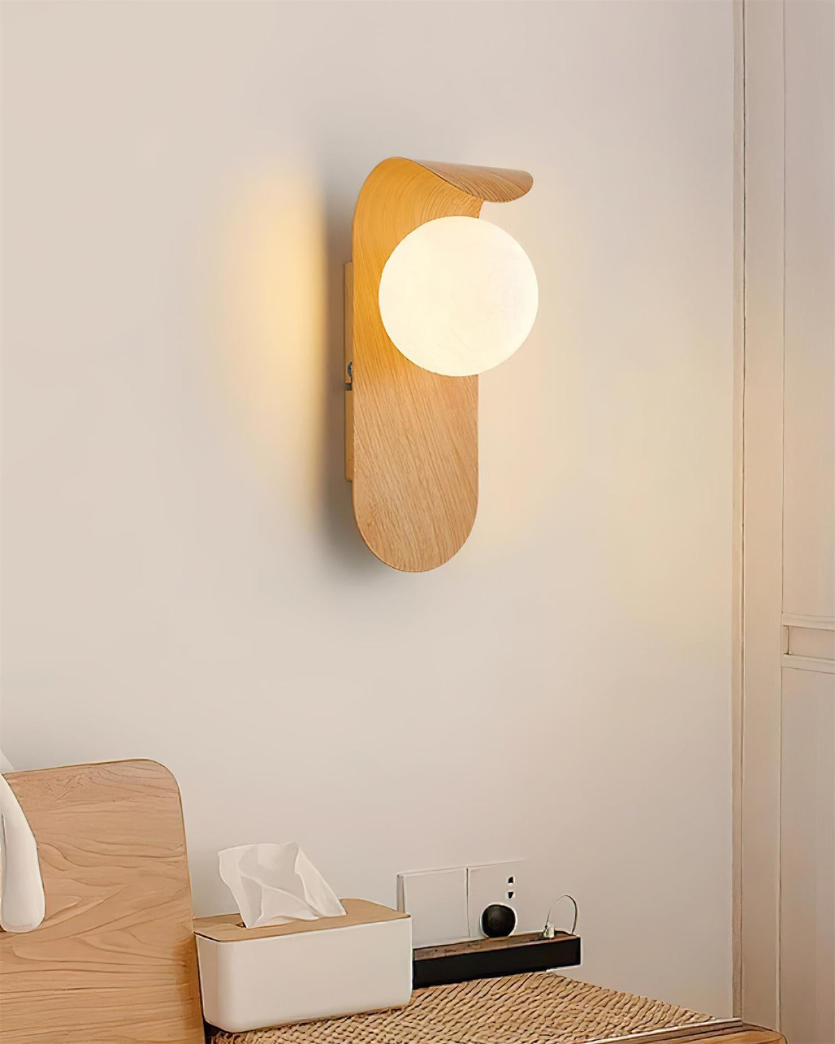 Bumer Outdoor Wall Light