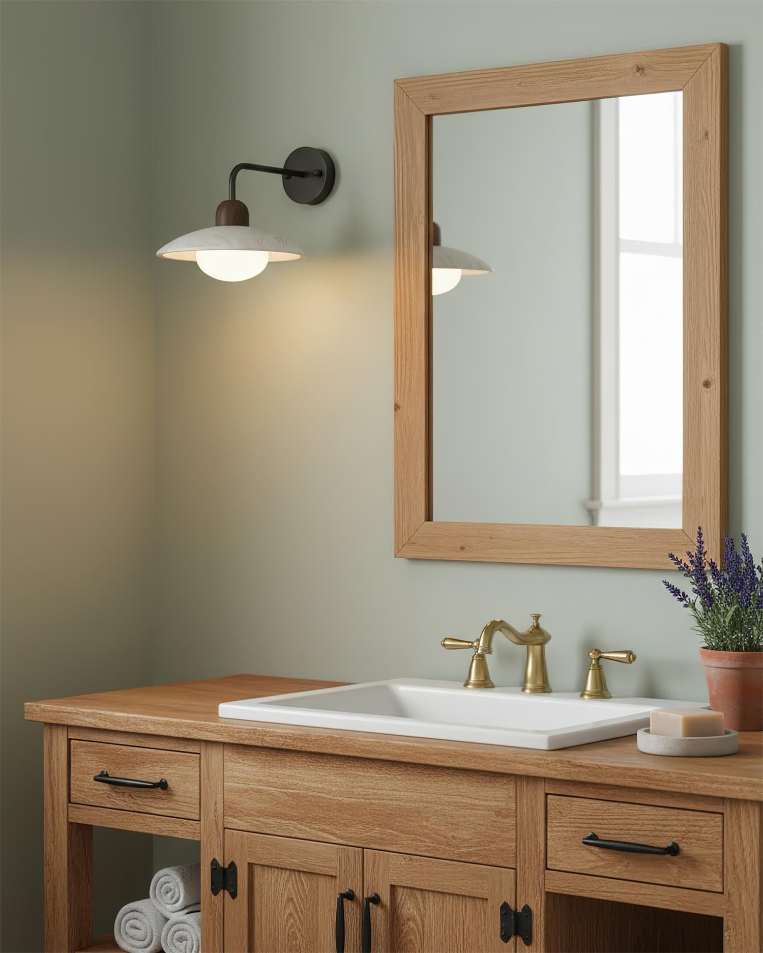 Beleraro Travertine Wall Light