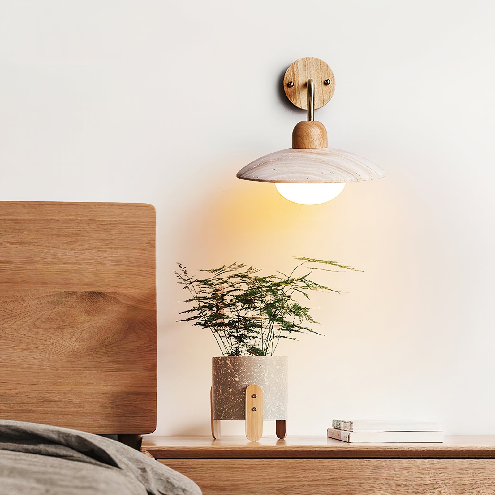 Beleraro Travertine Wall Light