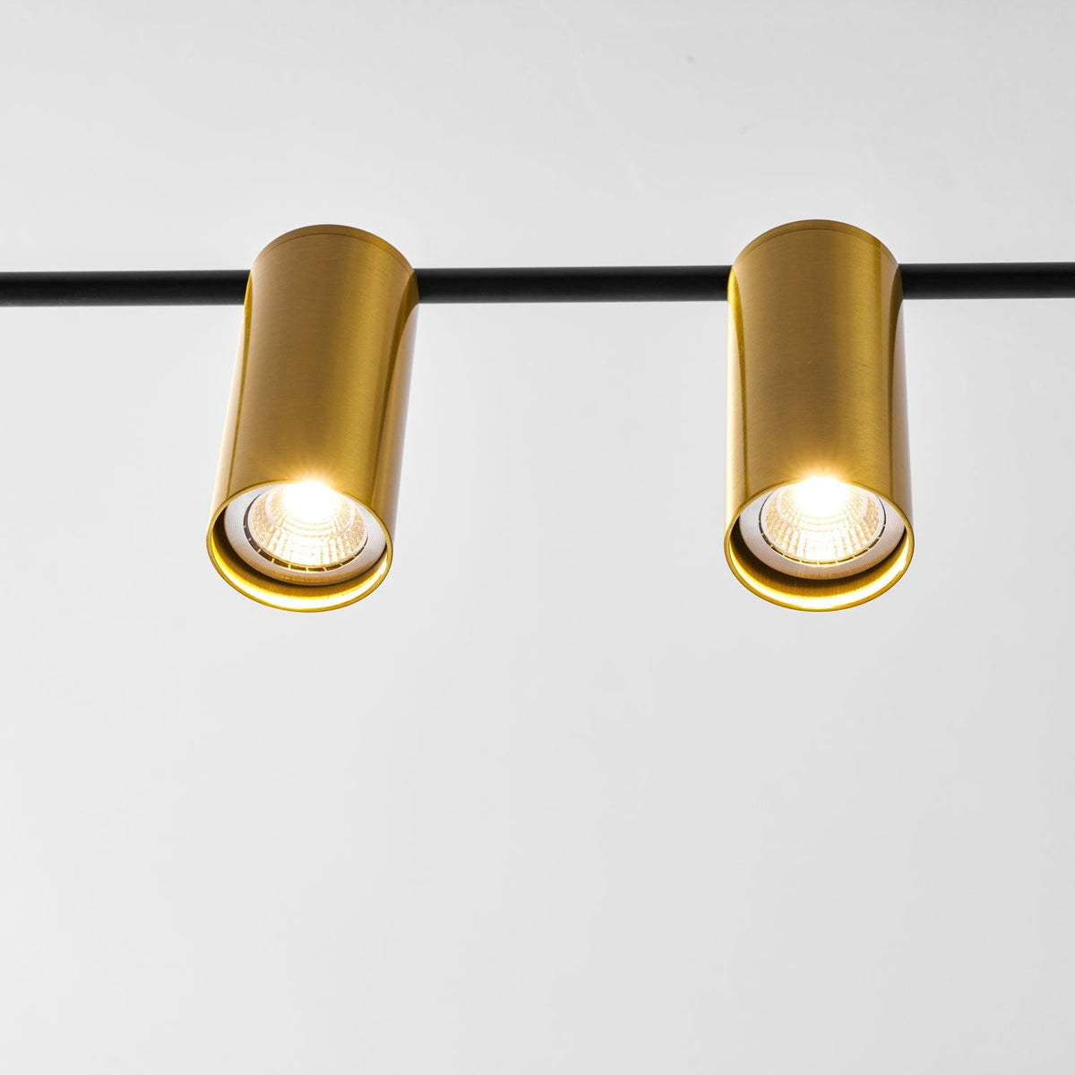 Cassandra Linear Chandelier – detail 23