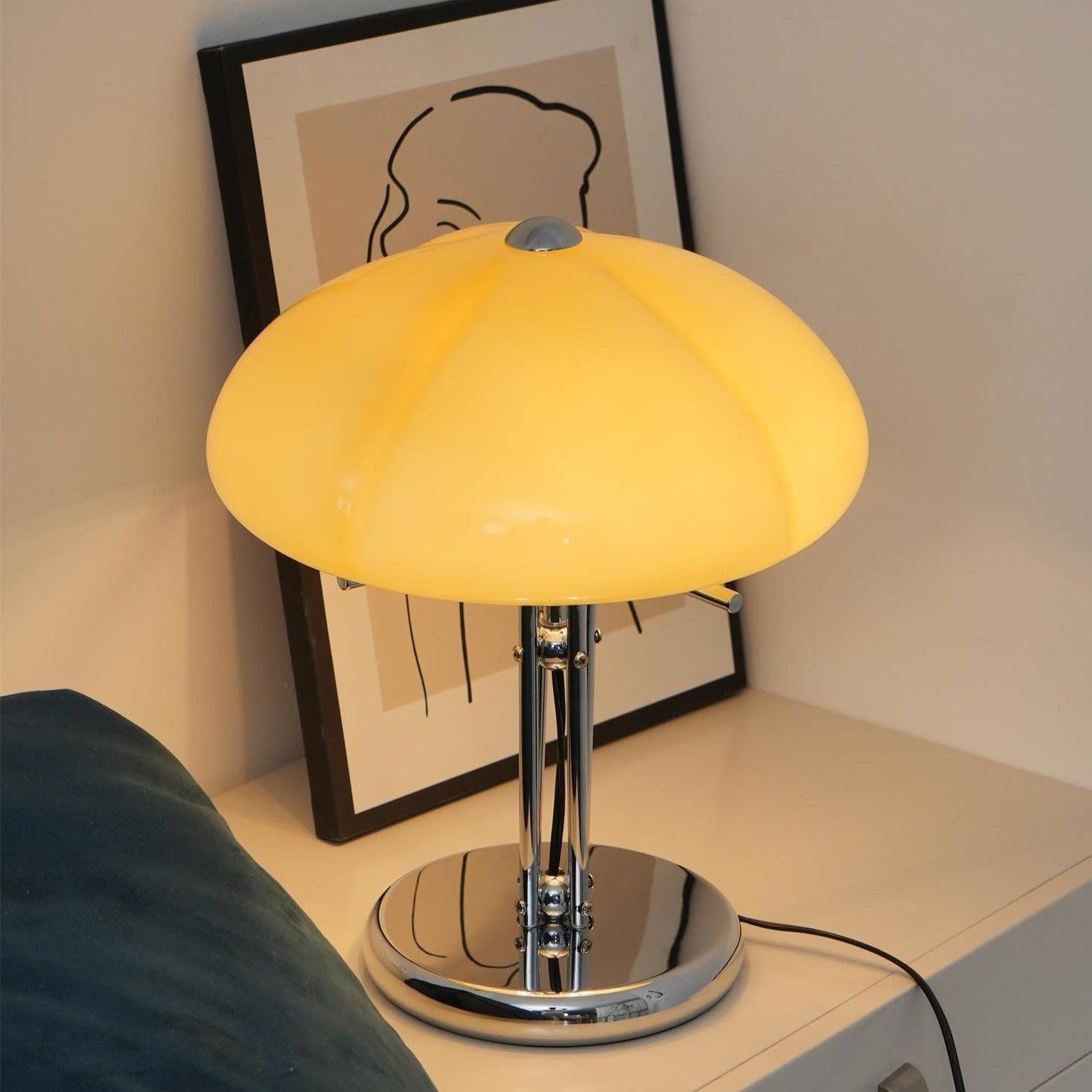 Nelvin Table Lamp