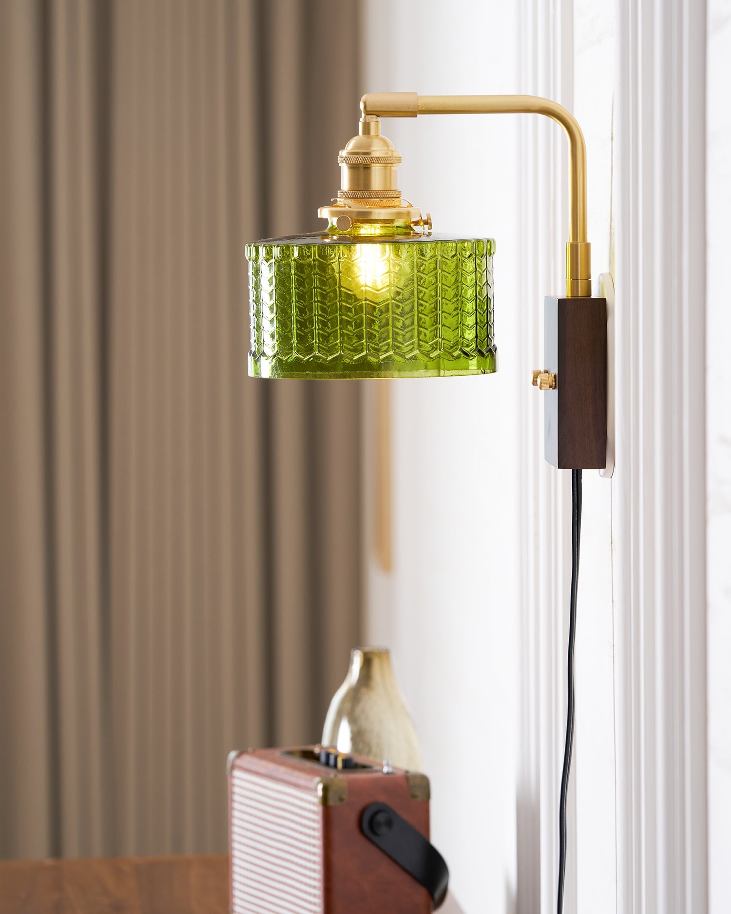 Morelza Plig In Wall Light