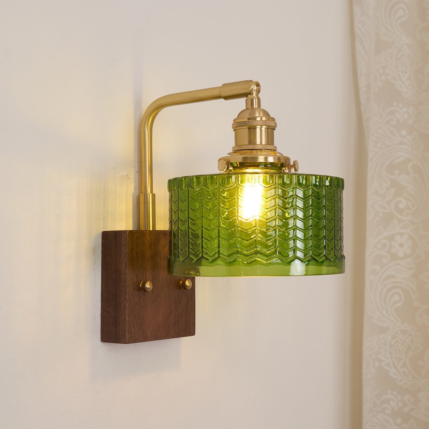 Nuxorel Wall Light