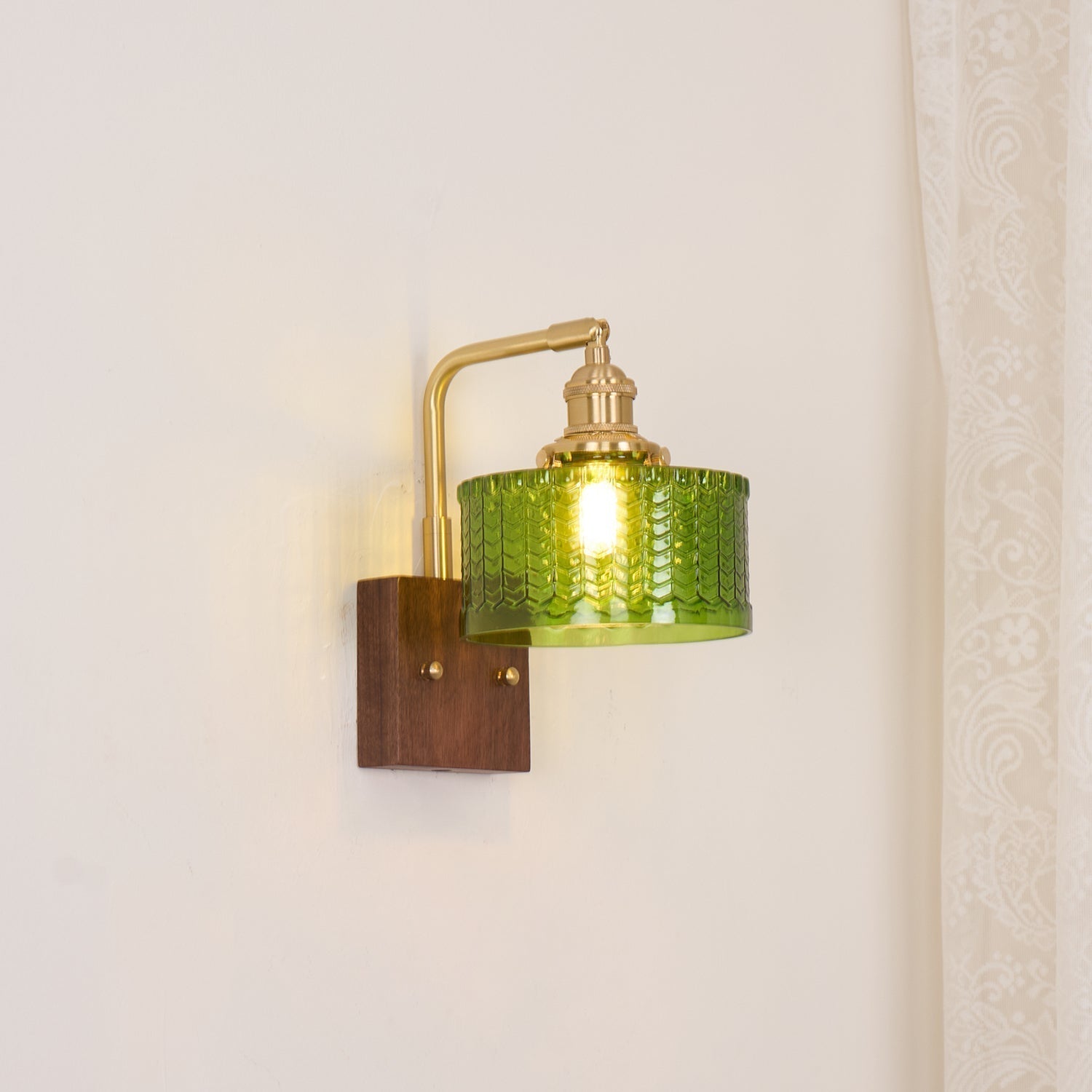Nuxorel Wall Light