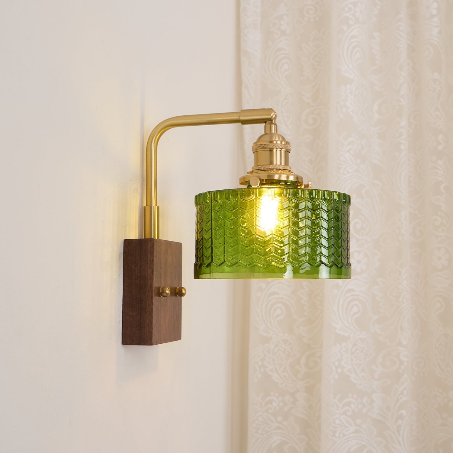 Nuxorel Wall Light