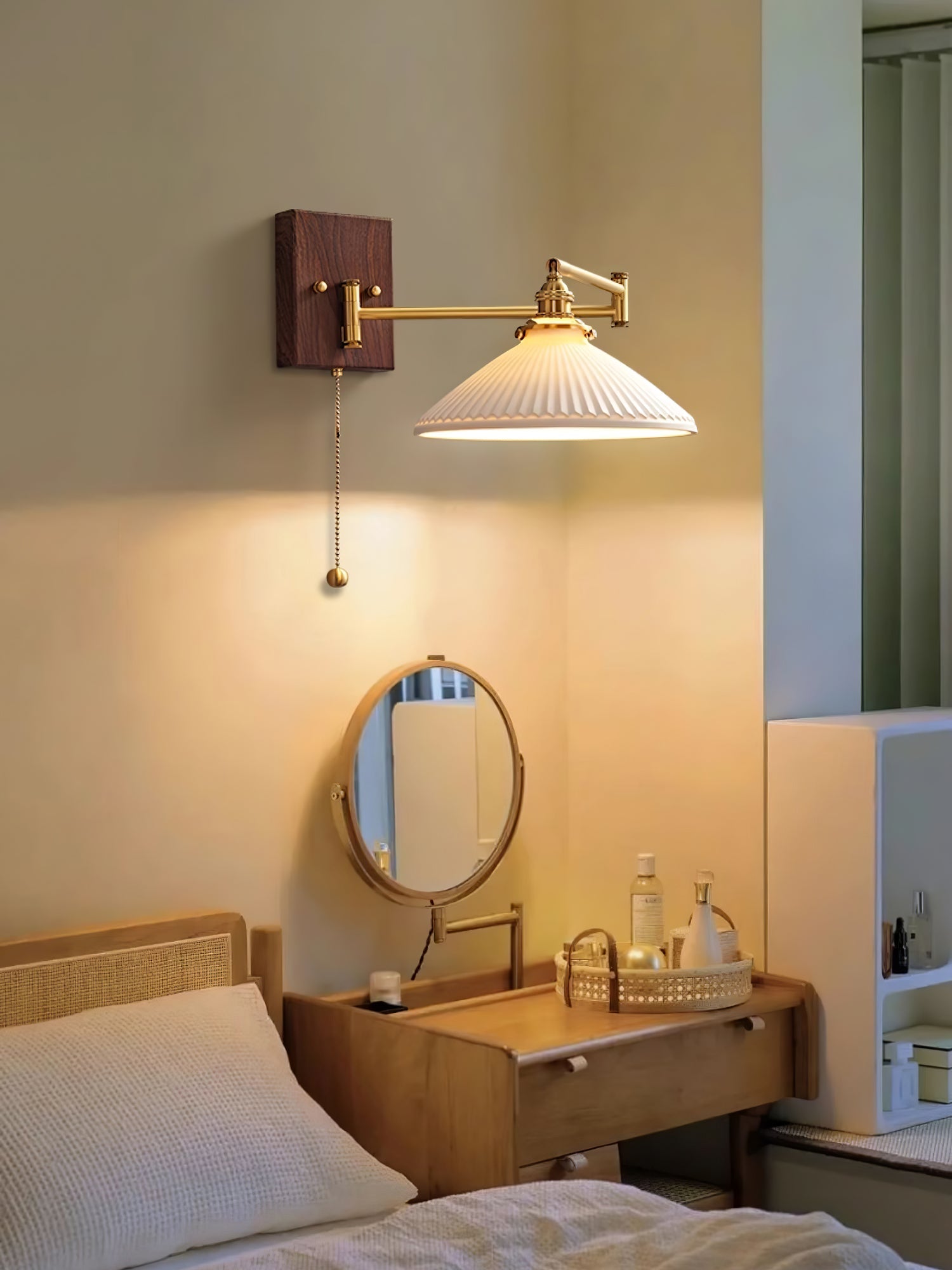 Xiver Geometry Wall Light