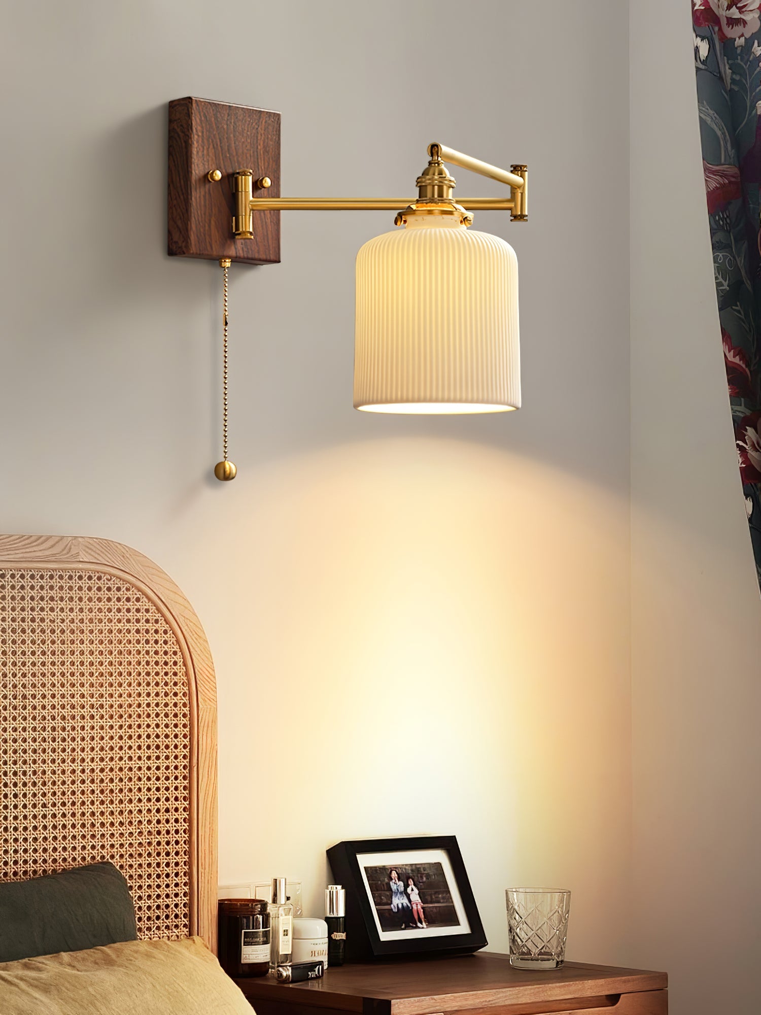 Xiver Geometry Wall Light