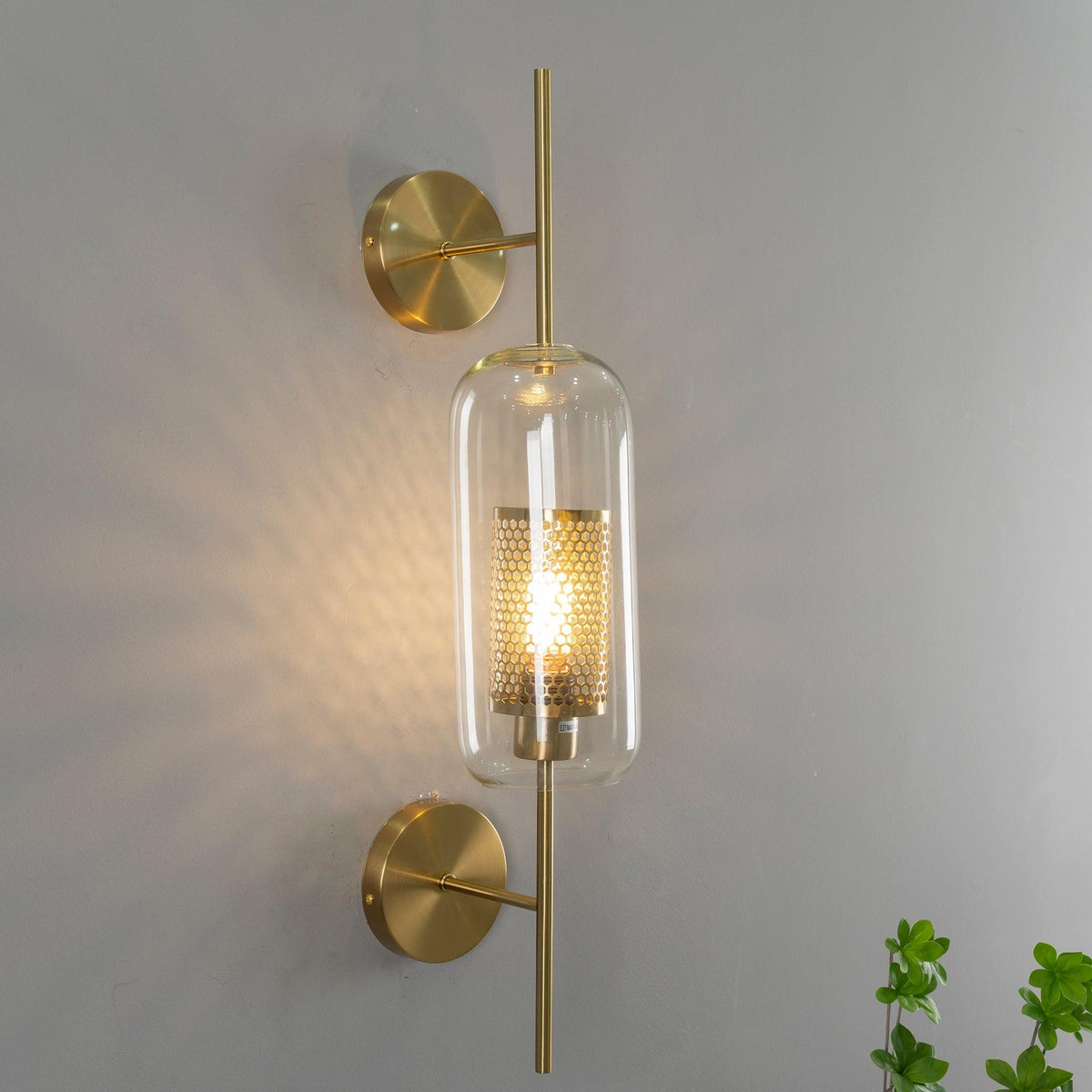 Toka Wall Light