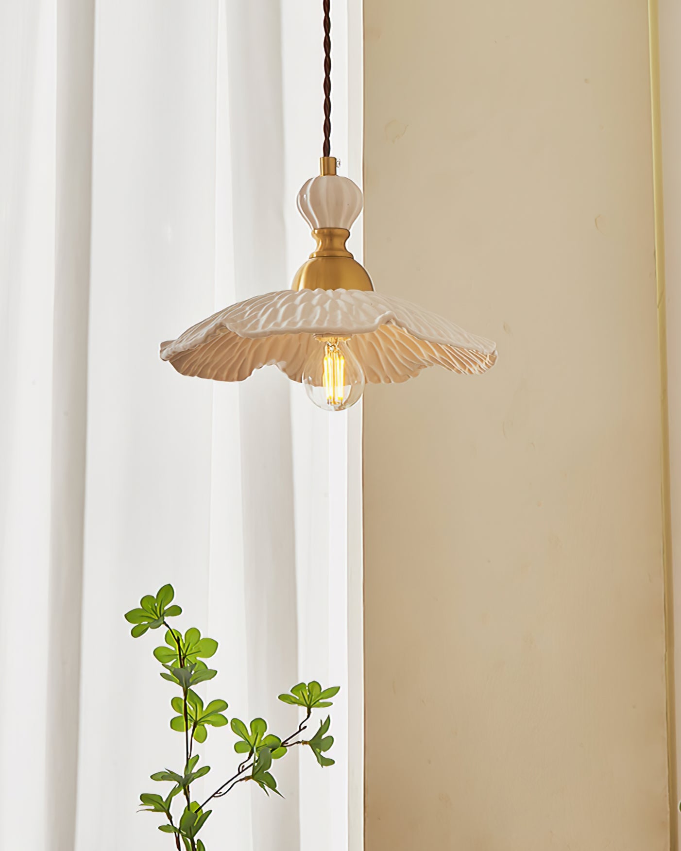 Edari Pendant Light