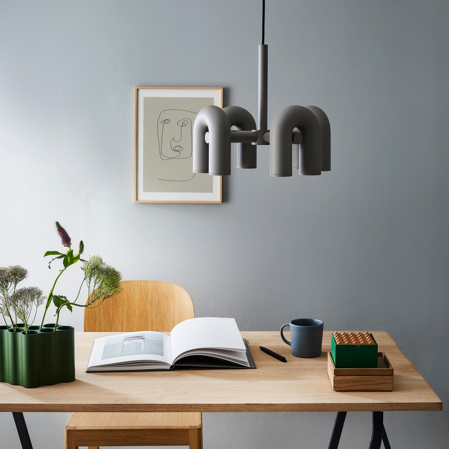 Bedanonix Chandelier