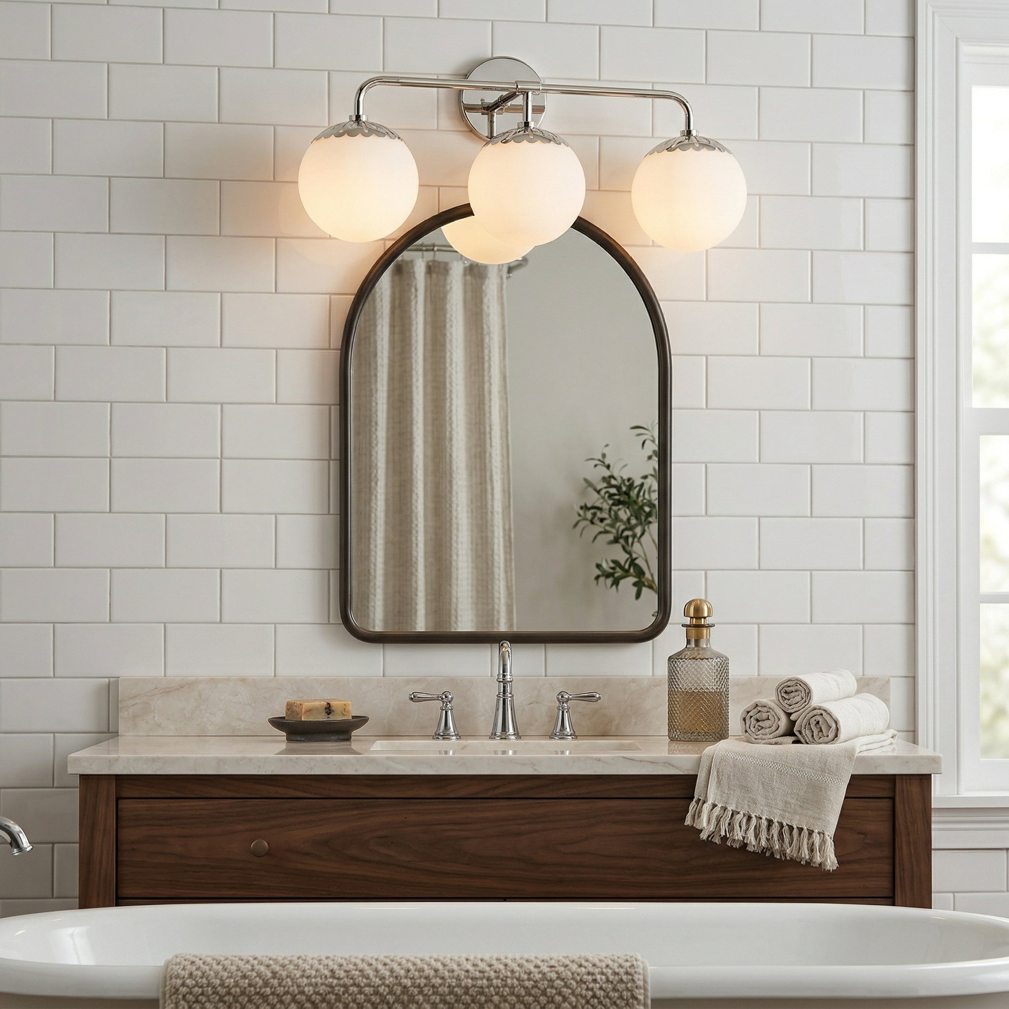 Alverello Globe Wall Light