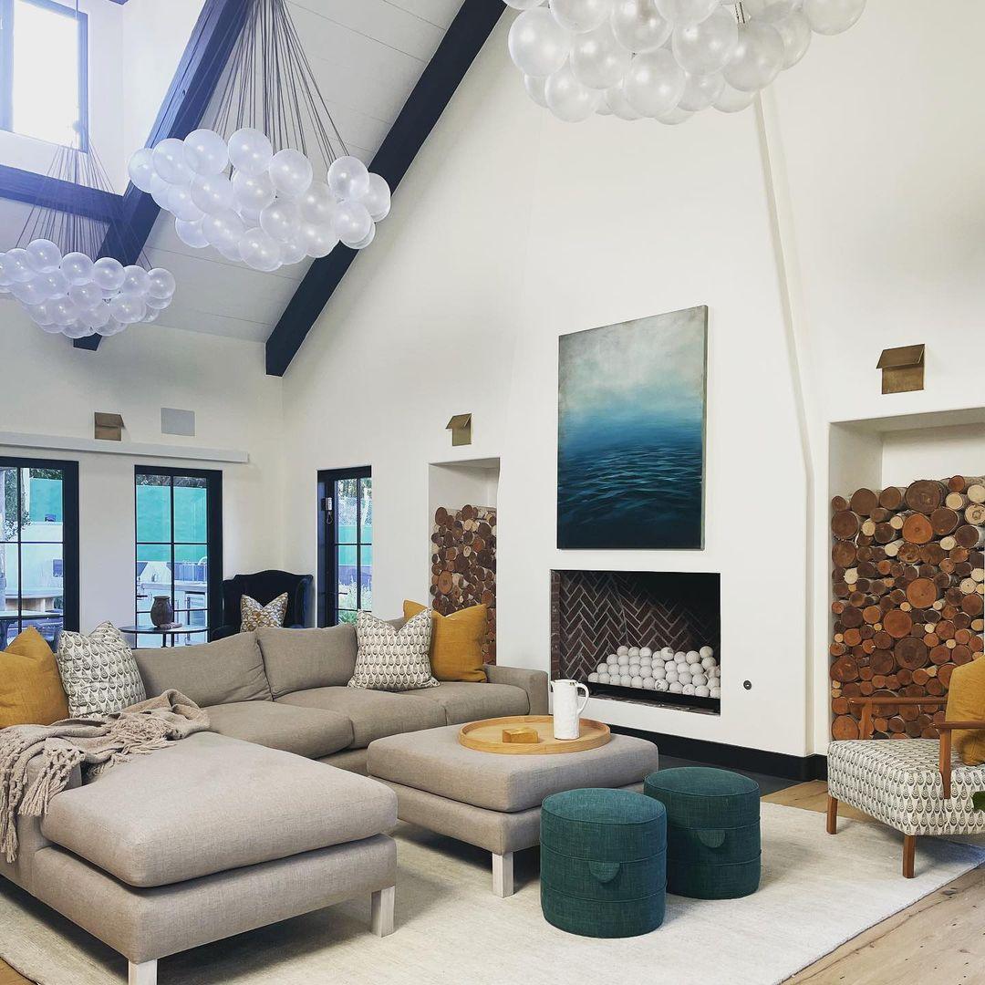 Aloralo Globe Chandelier