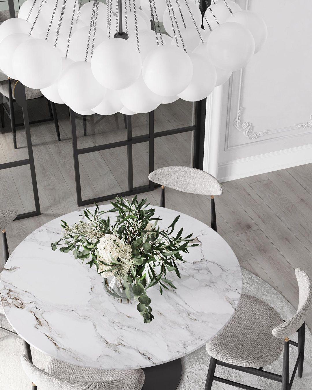 Aloralo Globe Chandelier
