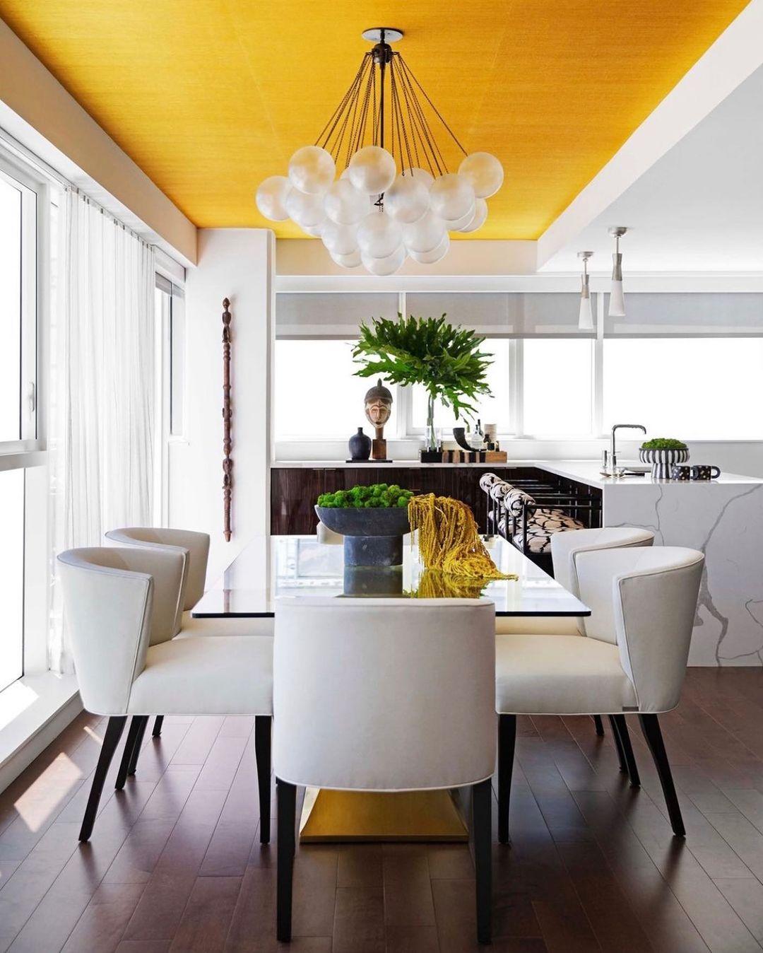 Aloralo Globe Chandelier