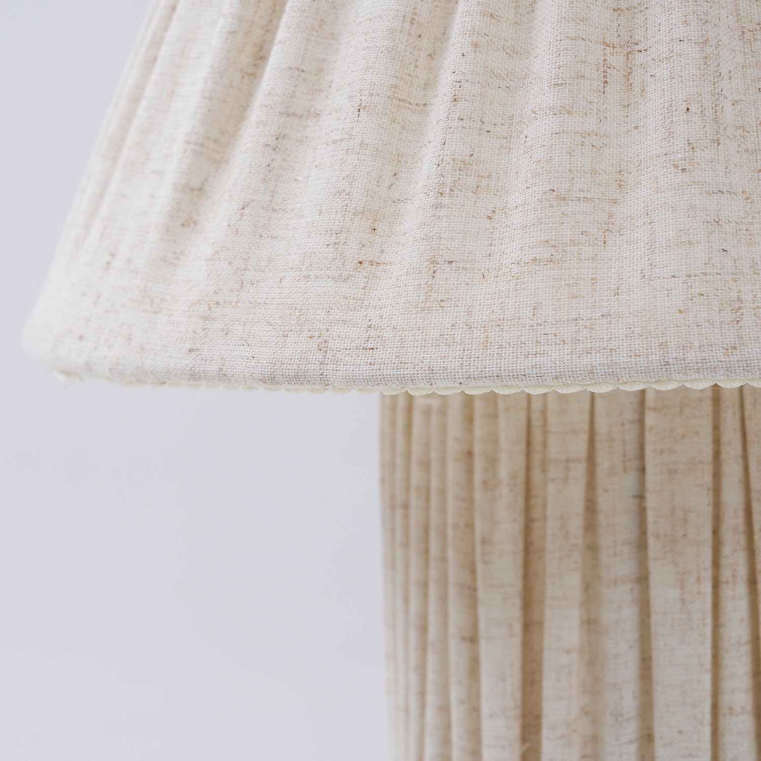 Arzanella Retro Table Lamp