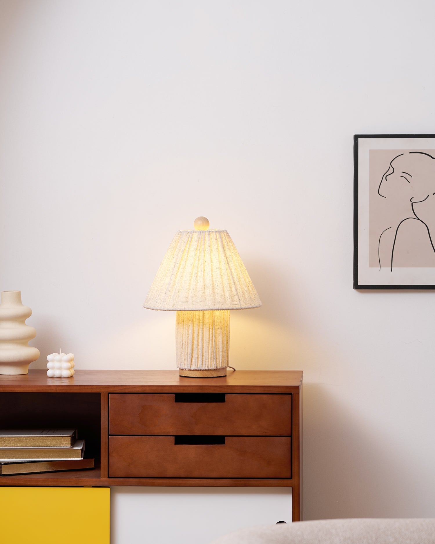 Arzanella Retro Table Lamp